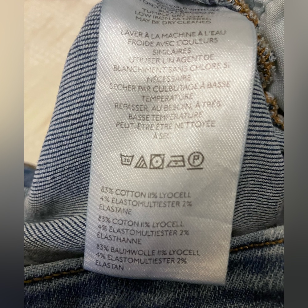 PILCRO High Rise Button Fly Cropped Jeans Size 34 - Picture 11 of 12